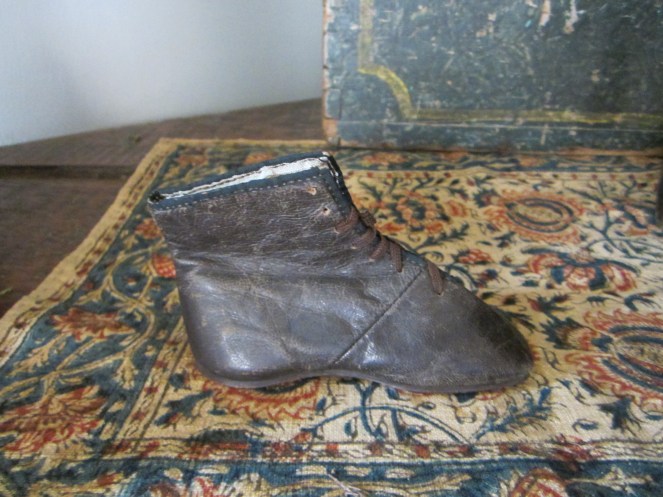 Compare this side view to Izannah's painted version.  Notice how closely they match.