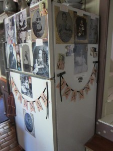 Who needs a bulletin board or an over head projector when you have a refrigerator and a handful of magnets??? 