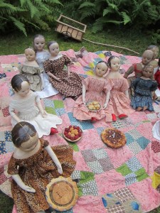 "OH NO!  Who was supposed to bring the plates and forks???"